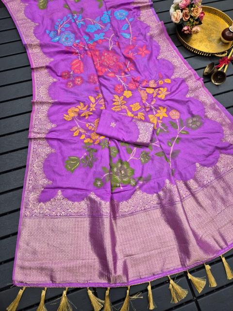 Akshara banarasi silk best saree wholesale market in surat